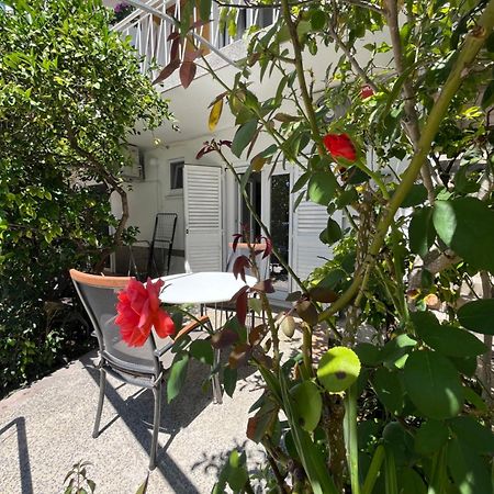 Green Oasis For Two, 30 Meters From Sea Apartment Zadar Luaran gambar