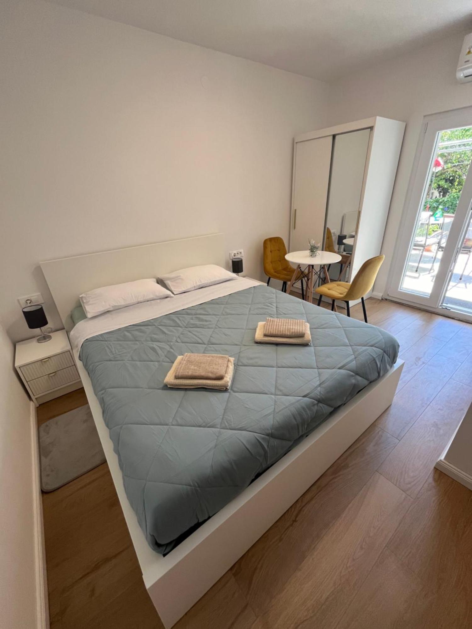 Green Oasis For Two, 30 Meters From Sea Apartment Zadar Luaran gambar